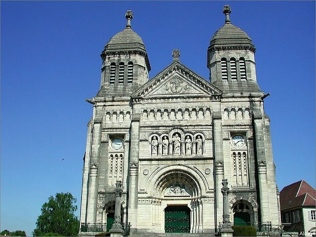 Basilique-St-Ferjeux-005.jpg